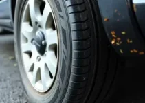 detalhe no pneu